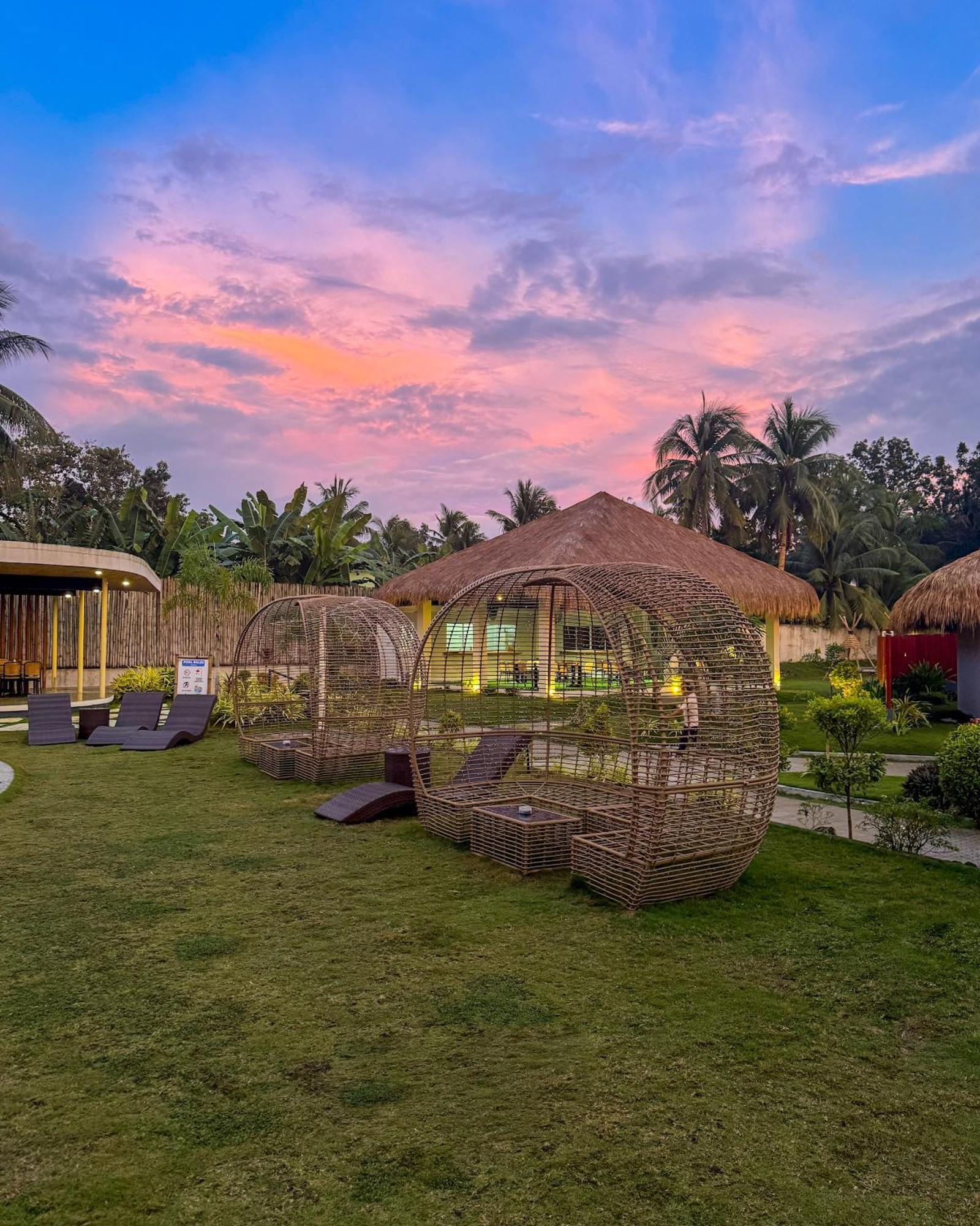 Secret Garden Resort & Villas Panglao Island Biking Exterior foto